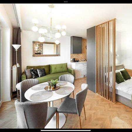 Apartament Grey 4Styles Z Miejscem Postojowym W Garazu Podziemnym Torun Exterior foto